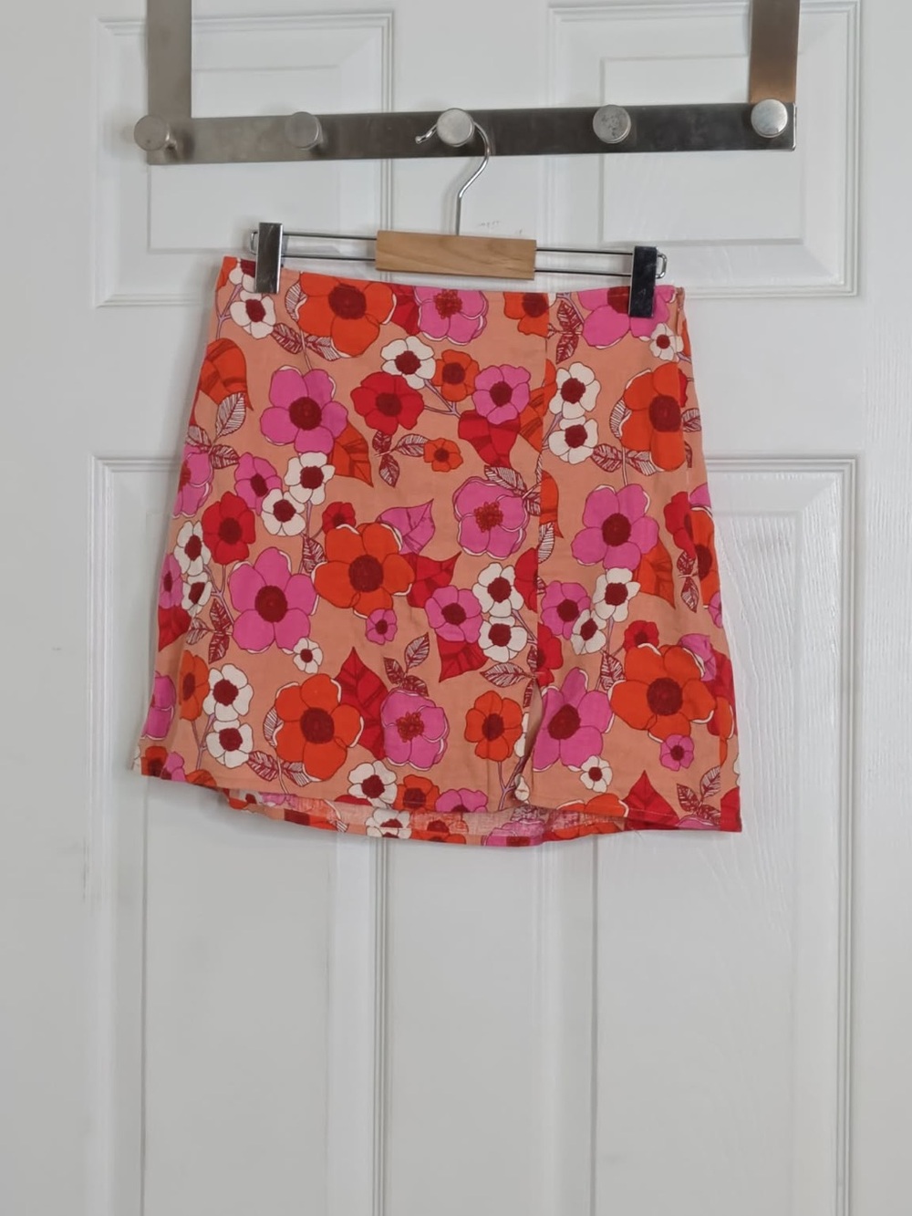 Urban Outfitters Linen Viscose Pink and Orange Floral Mini Skirt Size S
